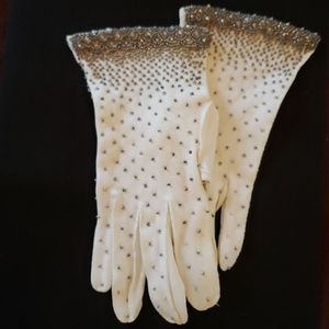 Vintage silver and pearl white tea leather gloves